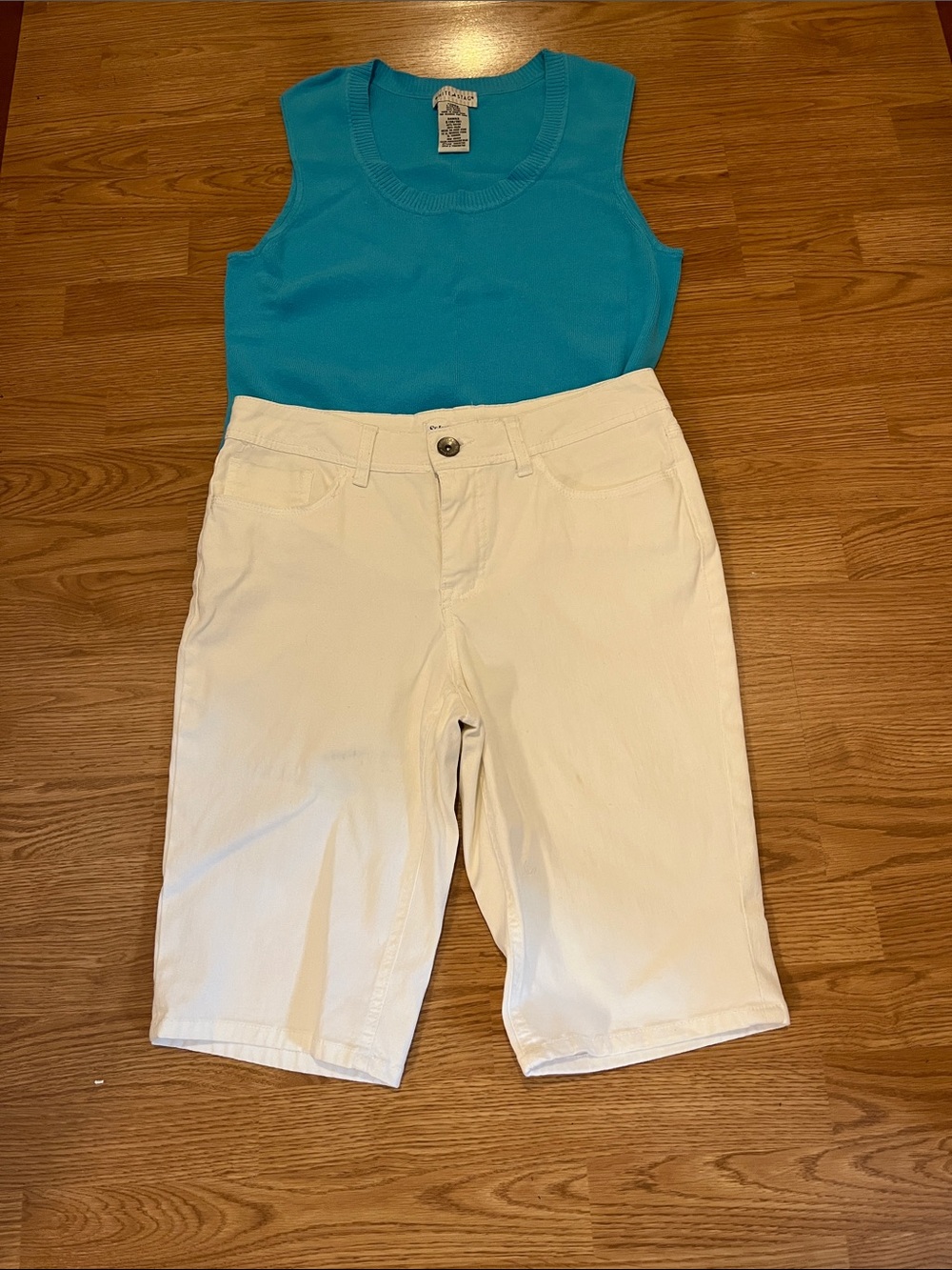 St. John's Bay White Women’s Denim Jean Shorts